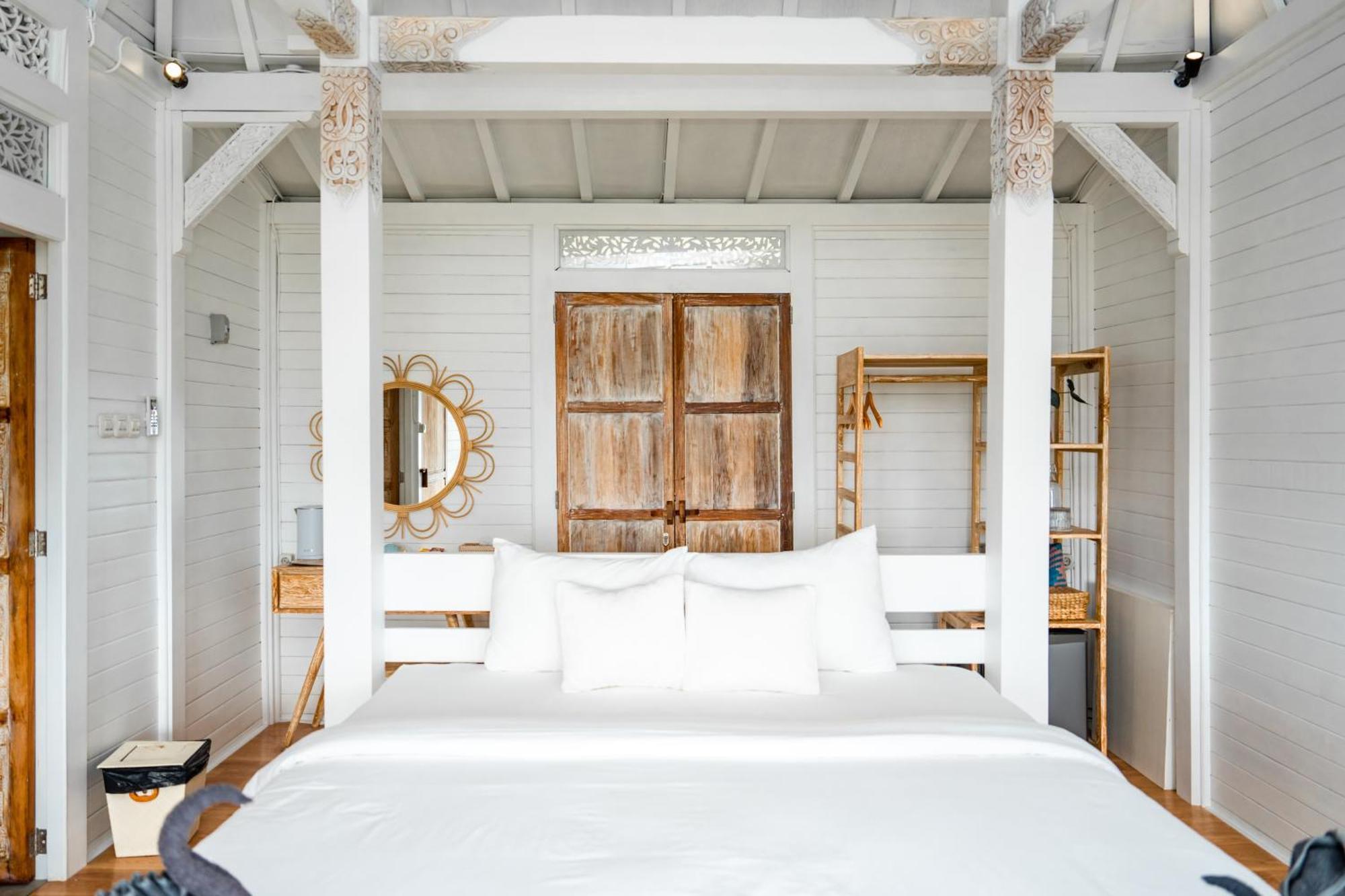 Mambo Hill Resort Ped Ngoại thất bức ảnh