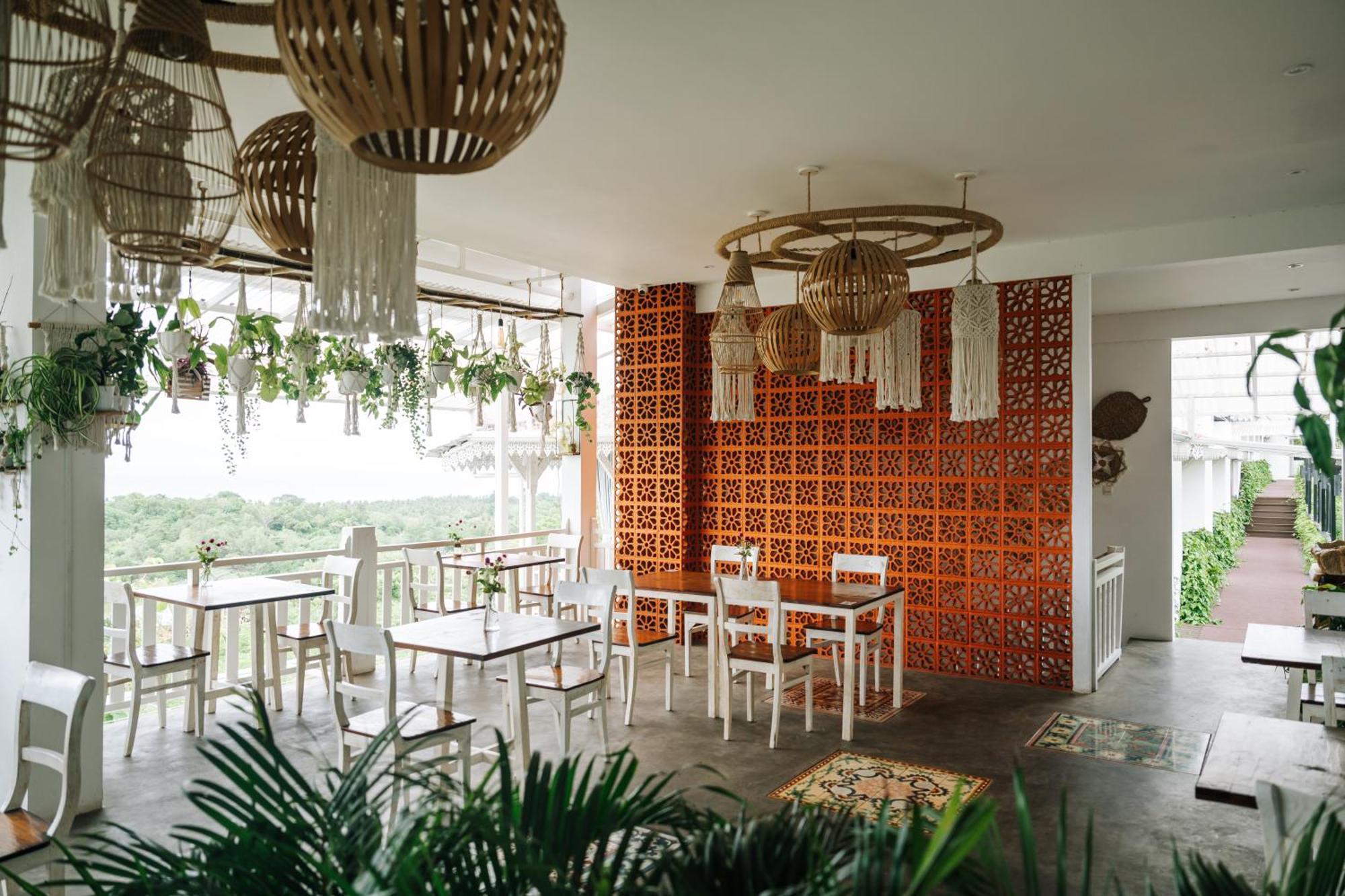 Mambo Hill Resort Ped Ngoại thất bức ảnh